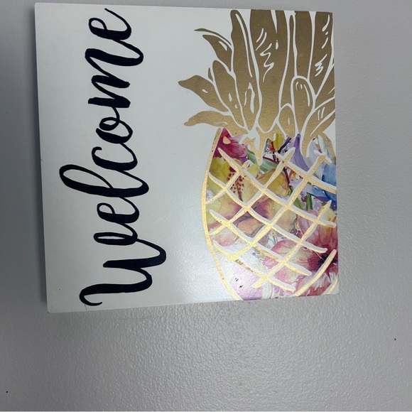 Gold and Multicolor Pineapple Welcome Sign - Picture 2 of 3